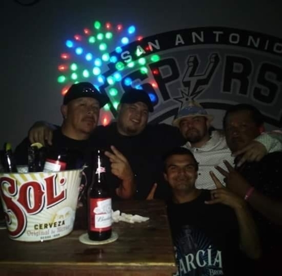 Meet your Posher, Andrew - Picture 1 of 1